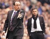 Rafael Benitez (levo) je nasledil Joseja Mourinha (desno) na klopi Interja, sedaj se je usedel še na klop Chelseaja Foto: Phil Noble
