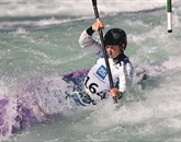 Kajakašica Urša Kragelj je na evropskem prvenstvu v slalomu na divjih vodah v Krakovu osvojila šesto mesto Foto: Leo Caharija