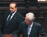 Mario Monti bo predvidoma do nedelje razkril, ali bo kandidiral na parlamentarnih volitvah čez nekaj mesecev  Foto: Reuters