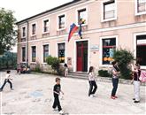 Stavbo, v kateri domuje podružnica v Sv. Antonu, so zgradili leta 1899, zato so tamkajšnji prostori dokaj nefunkcionalni za šolski pouk  Foto: Tomaz Primozic/Fpa