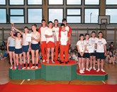 V  Renčah so bili najuspešnejši telovadci  ŠK Salto (del jih je desno), izkazali pa so se tudi domačini (v sredini) Foto: Boris Pregelj