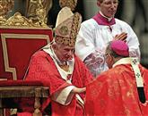 Papež Benedikt XVI. razglasil sedem novih svetnikov