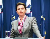 Bratuškova bo danes odstopila z mesta predsednice vlade