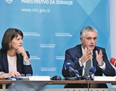 Tako direktorica direktorata Elda Gregorič Rogelj kot minister Tomaž Gantar optimizmu bolnišnic ne zaupata  Foto: Tamino Petelinsek