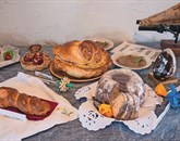 Nekaj jedi, ki so bile na ogled: menih, pirhi, golobica, žolca, šarkelj Foto: Dejan Gregorič