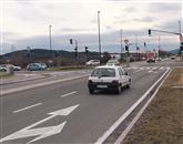 Reška cesta v Postojni (na fotografiji) in njena soimenjakinja v Prestranku sta cesti, po katerih vozniki najbolj divjajo Foto: Stana Zavadlav