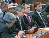 Proračun za prihodnji dve leti Slovenijo pelje v smer fiskalne stabilizacije, je danes v DZ zatrdil finančni minister Uroš Čufer Foto: STA