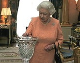 Britanski poslanci gospodinjstvo kraljice Elizabete II. pozivajo k zmanjševanju stroškov Foto: STA