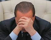 Premoženje 77-letnega Berlusconija, ki je s svojo družino na 140. mestu Forbesove lestvice milijarderjev, je ocenjeno na približno 6,5 milijarde evrov, a ne narašča tako hitro kot v preteklih letih Foto: STA