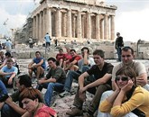 Že letos naj bi v Grčijii odpustili približno 4000 javnih uslužbencev, do konca leta 2014 pa 15.000 Foto: Tomaž Primožič/Fpa