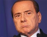 Italijani odločno proti Berlusconijevi politiki
