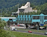 Cestninska postaja Hrušica, predor Karavanke Foto: STA