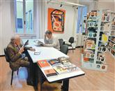 Med rednimi obiskovalci slovenske knjižnice v Trstu je tudi pisatelj Boris Pahor Foto: Agata Venier