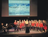 Na koncertu sta poleg številnih mladih glasbenikov  nastopila tudi Mladinski  in Dekliški zbor  pod vodstvom Maje Cilenšek ter ob klavirski spremljavi Sindije Šiško  