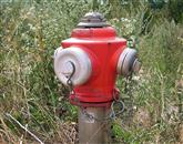 V Pivki in Postojni stoji 710 hidrantov, ki so postavljeni zgolj zaradi zagotavljanja požarne varnosti  Foto: Lori Ferko