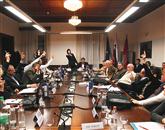 Vilijem Frančeškin (sedmi z desne) novembra lani ni dvignil roke za imenovanje Božidarja Dragana za direktorja Zavoda ŠTIP. Prepričan je, da je prav to eden od razlogov za njegovo razrešitev. Foto: Tina Čič