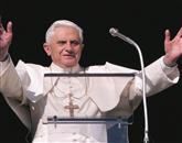 Papežev odstop vabi turiste