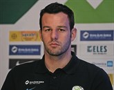 Slovenskega reprezentančnega vratarja Samirja Handanovića, ki nosi dres milanskega Interja, so igralci izbrali v najboljšo enajsterico serie A Foto: Nebojsa Tejic