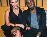 Ameriška zvezda resničnostih šovov Kim Kardashian je v soboto povila deklico Foto: Albert Michael