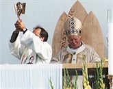 V Italiji ukradli kri Janeza Pavla II.