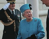 Britanska kraljica Elizabeta II. je ostala brez svojega umivalca rok Foto: Neva Volarič