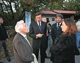 Predsednik DSP Veno Taufer in Borut Pahor na podelitvi nagrade Vilenica 2013 Foto: Leo Caharija