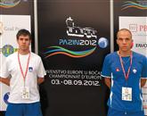 Anže Petrič (levo) in Aleš Borčnik sta odlično začela nastope na evropskem prvenstvu v Pazinu Foto: Boštjan Hegler